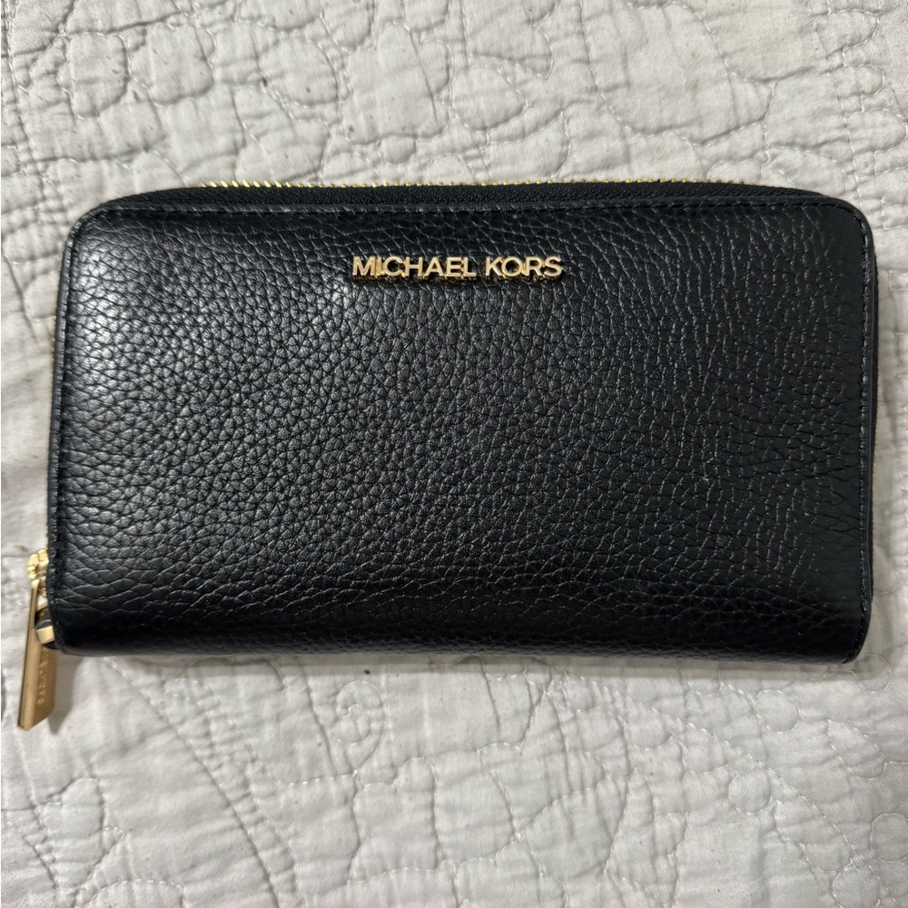 Michael Kors Jet Set wallet